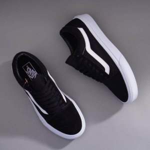 BIG SALE ! Sepatu old school mono Sepatu Pria dan Sepatu Wanita