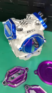 ชุดเเต่งฝา4วาล์วเวฟ125 งานCNCตัวบาง ในชุดมี3ชิ้นพร้อมหัวต่อสายระบายเเละโอลิงสามารถเลือกสีได้