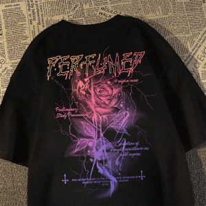 เสื้อยืดคอกลมแขนสั้นผ้าฝ้ายแท้ลายดอกกุหลาบสีสันสดใสสำหรับผู้ชาย สไตล์ฮ่องกง ลำลอง เทรนด์ฤดูร้อน ระบายอากาศได้ดี