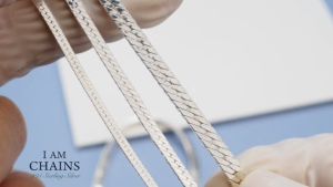 สร้อยคอเงินแท้ 925 ลาย Flat Chain สร้อยแบน เก๋มากค่ะ 3 ขนาด ความยาว 16-30 นิ้ว มีใบรับประกันเงินแท้ กล่องและถุงผ้า