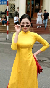 Áo dài nữ đẹp kiểu dáng truyền thống tay lỡ chất liệu gấm cao cấp phù hợp đi dạy đi chơi hiiij nghi đám cưới