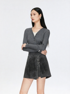 Vero Moda | Quần Short Da Cao Cổ Xích