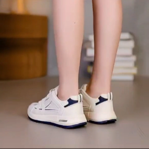 New womens sports shoes soft sole casual shoes running shoes breathable lightweight fashionable and versatile