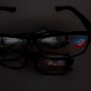 Kacamata Minus Antiradiasi Pria Sporty dengan Lensa Photocromic & Bluecromic