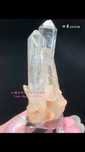 铁质共生白水晶簇(红褐色)Clear Quartz Cluster #Madagascar #修长柱体 #双尖晶 #天然氧色泽变化 Free Base 附送底座