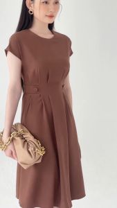 [Voucher 15% MOV 199K cap 100K  Đầm nữ HeraDG thiết kế dáng xòe xếp ly tay liền đính khuy phần eo chất liệu tuytsi cao cấp SDCBC1018