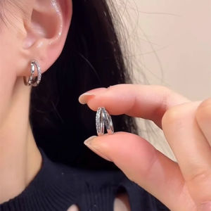 Elegant Full Diamond Double Circle Womens Fashion Minimalist Cold Style Earrings Luxury Small Design High-End Sensation Ear Jewelry