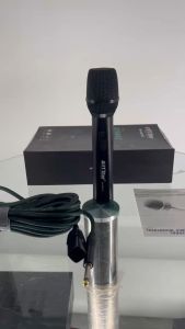 FT Star MP-820 Pro professional wired microphone high-fidelity unidirectional dynamic microphone.