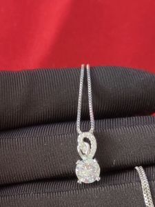 Diamcity (Free GRA Certificate) Kalung Moissanite Liontin Berbentuk Hati 1 Karat Perak 925