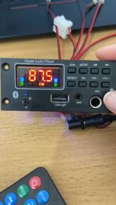 Produk Baru Bluetooth TF USB FM Mikrofon AUX MP3 Player DC 12V Karaoke