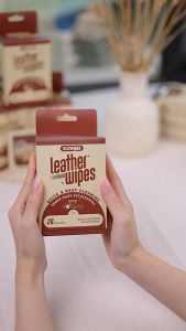 Khăn lau đồ da siêu sạch Leather Wipes tạo bọt làm sạch bề mặt nhanh chóng đánh bóng với tinh chất sáp ong