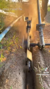 แถมใบพรวนดิน ใบขุดร่องใส่ท่อPVCขนาด15นิ้ว วางท่อไม่เกิน2.5นิ้ว ขุดลึก14cm เหล็กหนา3มิล(รับประกันสินค้า)