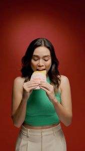 Jamaican Pattie Frozen Spicy Tuna Box of 5 - Frozen Pattie Meat