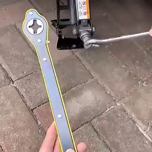 Auto Labor-Saving Jack Ratchet Wrench with Long Handle Car Repair Tool Easy to Use