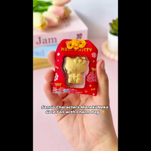 Sanrio characters Maneki Neko Gold Foil with Charm Bag (Hello Kitty / My Melody / Cinnamoroll / Kuromi / Pochacco) [The Singapore Mint]