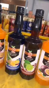 น้ำหวานเข้มข้นกลิ่นผลไม้ น้ำหวานเข้มข้น น้ำหวาน น้ำผลไม้ น้ำชง น้ำหวานกลิ่นผลไม้ น้ำชงโซดา ตรา เป่าปิง เพียวโตะ ขนาด 730 มล.