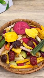 BUY 1 TAKE 1 Dried Mixed Fruits and Veggies 12-In-1 Healthy Snacks 250g Dried Fruits Chips Vegetable Chips