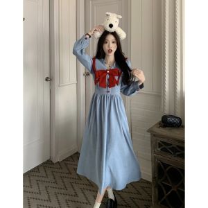 ชุดเดรสยาวคอตตอนสไตล์เจ้าหญิง แขนยาว ทรงเข้ารูป กระโปรงทรงเอ ผ้าคอร์ดูรอย ทรงเข้ารูป ฤดูใบไม้ร่วง 2025