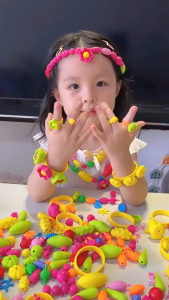 ชุดลูกปัด Diy การฝึกสมาธิ มือเด็ก แฮนด์เมด สร้อยคอ สร้อยข้อมือ ชุดหัดร้อยลูกปัด ของเล่นเพื่อการศึกษา ของเล่นเด็ก