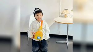 (SG Seller) Children Chest Bag Girls Boy Fashionable Shoulder Bag Diagonal Straddle Bag Girl Travel Bags Cartoon Lightweight Casual Bag