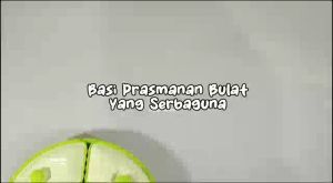 Basi Prasmanan Bulat GR 5in1\\n\\n Apa Itu Prasmanan Bulat GR 5in1?\\n\\nPrasmanan Bulat Berkualitas Tinggi GR 5in1 adalah sebuah produk yang dirancang secara khusus untuk memenuhi kebutuhan acara-acara formal dan non-formal. Prasmanan ini memiliki desain yang ergonomis dan mudah digunakan, serta terbuat dari bahan yang kuat dan tahan lama. Produk ini memiliki spesifikasi yang cukup lengkap, yaitu terdiri dari 1 nampan ukuran diameter 38,8cm, 4 tempat makanan beserta tutup, dan 1 tempat makanan bulat pada bagian tengah.\\n\\n Spesifikasi Produk\\n\\nBerikut adalah spesifikasi lengkap dari Prasmanan Bulat GR 5in1:\\n\\n- Diameter: 38,8cm\\n- Tinggi: 10,3cm\\n- 1 nampan ukuran diameter 38,8cm\\n- 4 tempat makanan beserta tutup\\n- 1 tempat makanan bulat pada bagian tengah\\n\\n Dimensi & Desain\\n\\nPrasmanan Bulat GR 5in1 memiliki dimensi yang cukup ideal, yaitu diameter 38,8cm dan tinggi 10,3cm. Desain produk ini sangat ergonomis dan mudah digunakan, sehingga cocok untuk berbagai jenis acara. Selain itu, Prasmanan Bulat GR 5in1 juga terbuat dari bahan yang kuat dan tahan lama, sehingga bisa digunakan dalam jangka waktu yang lama.\\n\\n Cara Menggunakan Prasmanan Bulat untuk Acara\\n\\nBerikut adalah langkah-langkah menggunakan Prasmanan Bulat GR 5in1 untuk acara:\\n\\n Persiapan Sebelum Acara\\n\\nSebelum acara dimulai, pastikan Prasmanan Bulat GR 5in1 telah dibersihkan dan disiapkan dengan baik. Jangan lupa untuk menyiapkan makanan dan minuman yang akan disajikan pada Prasmanan Bulat GR 5in1.\\n\\n Penggunaan Selama Acara\\n\\nSelama acara berlangsung, pastikan Prasmanan Bulat GR 5in1 tetap bersih dan rapi. Jika ada tamu yang ingin mengambil makanan, pastikan mereka menggunakan sendok atau garpu yang tersedia. Jangan lupa untuk selalu menjaga kebersihan Prasmanan Bulat GR 5in1 selama acara berlangsung.\\n\\n Pembersihan Setelah Acara\\n\\nSetelah acara selesai, pastikan Prasmanan Bulat GR 5in1 dibersihkan dengan baik. Jangan lupa untuk membersihkan semua bagian dari Prasmanan Bulat GR 5in1, termasuk nampan, tempat makanan, dan tutupnya.\\n\\n Prasmanan Bulat untuk Acara Resmi\\n\\nPrasmanan Bulat GR 5in1 sangat cocok untuk digunakan pada acara-acara resmi, seperti pesta pernikahan, ulang tahun, atau acara-acara lainnya. Berikut adalah beberapa kelebihan dari Prasmanan Bulat GR 5in1 untuk acara resmi:\\n\\n Kelebihan Prasmanan Bulat untuk Acara Resmi\\n\\n- Desain yang elegan dan modern\\n- Mudah digunakan dan dibersihkan\\n- Terbuat dari bahan yang kuat dan tahan lama\\n- Kapasitas yang cukup besar untuk menyajikan berbagai jenis makanan dan minuman\\n\\n Tips Memilih Prasmanan Bulat untuk Acara Resmi\\n\\nJika Anda ingin menggunakan Prasmanan Bulat GR 5in1 untuk acara resmi, berikut adalah beberapa tips yang bisa Anda ikuti:\\n\\n- Pilih Prasmanan Bulat GR 5in1 yang memiliki desain yang elegan dan modern\\n- Pastikan Prasmanan Bulat GR 5in1 mudah digunakan dan dibersihkan\\n- Pilih Prasmanan Bulat GR 5in1 yang terbuat dari bahan yang kuat dan tahan lama\\n- Pilih Prasmanan Bulat GR 5in1 yang memiliki kapasitas yang cukup besar untuk menyajikan berbagai jenis makanan dan minuman\\n\\n Kenapa Prasmanan Bulat GR 5in1 Mudah Digunakan?\\n\\nBerikut adalah beberapa alasan mengapa Prasmanan Bulat GR 5in1 sangat mudah digunakan:\\n\\n Desain Ergonomis\\n\\nDesain ergonomis Prasmanan Bulat GR 5in1 membuatnya sangat mudah digunakan dan dibersihkan. Desain ini juga membuat Prasmanan Bulat GR 5in1 terlihat elegan dan modern.\\n\\n Material Bahan yang Kuat & Tahan Lama\\n\\nPrasmanan Bulat GR 5in1 terbuat dari bahan yang kuat dan tahan lama, sehingga bisa digunakan dalam jangka waktu yang lama. Bahan ini juga mudah dibersihkan dan tidak mudah rusak.\\n\\n Dukungan Purna Jual\\n\\nPrasmanan Bulat GR 5in1 memiliki dukungan purna jual yang baik, sehingga jika ada masalah dengan produk ini, Anda bisa mendapatkan bantuan dengan mudah.\\n\\nJadi, Prasmanan Bulat GR 5in1 adalah pilihan yang tepat untuk Anda yang ingin menyajikan makanan dan minuman pada acara-acara resmi atau non-formal. Produk ini sangat mudah digunakan dan dibersihkan, serta terbuat dari bahan yang kuat dan tahan lama. Selain itu, Prasmanan Bulat GR 5in1 juga memiliki dukungan purna jual yang baik, sehingga Anda tidak perlu khawatir jika ada masalah dengan produk ini.\"