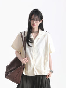 zuocisankon | Age-defying Relaxed Korean Style Short Sleeve Shirt