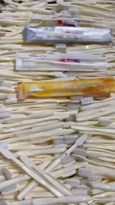 100 bộ bàn chải đánh răng+kem dùng cho nhà nghỉ khách sạn homestay cước mềm BC32