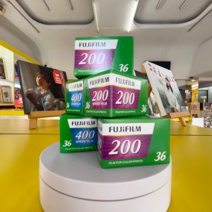 ฟิล์มสีฟูจิ Fujifilm ความไวแสง 200 400 ขนาด 135 ถ่ายได้ 36 รูป