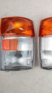 [READY STOCK] Isuzu NHR NKR NPR NPR66 Hicom 2.8 4.3 MTB Elf Corner Light Parking Signal Lamp Angle Lamp Lori 1 Ton 3 Ton
