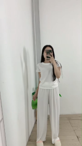 ชุดเซ็ทแฟชั่นอินเทรนด์ ผ้านุ่มพรีเมียม สวมใส่สบาย