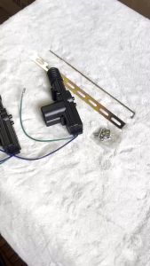 Mô tơ khiển mở cửa ô tô. Motor điều khiển đóng mở cửa ô tô 2 dây điện 12v và 24v