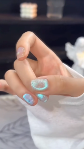 BORN PRETTY 10ml Auroras Cat Magnetic Gel Blue Tears Crystal Shining Glitter Lasers Soak Off UV Gel Nail Art Varnish Manicure