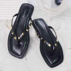 SANDAL LAPEPA IVONA Sendal Wanita Flat Teplek Casual Model Duri Jepit Empuk Premium