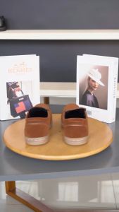 Sepatu Casual Pria Slip On Bahan Kulit Santai Kerja Double Suede