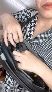 Combo bịch 8 khăn giấy ướt mini dễ thương bỏ túi tiện lợi mang theo bên mình