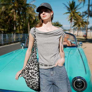 XIANGYING | Off Shoulder Asymmetric Lightweight T-Shirt