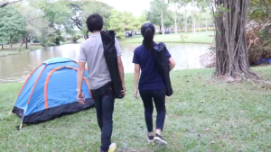 ( ซื้อ 1 แถม 1 )เก้าอี้ เก้าอี้แค้มปิ้ง มีที่วางแขน เก้าอี้สนามพับได้ เก้าอี้ปิคนิค พกพาสะดวก รับน้ำหนักได้300KG