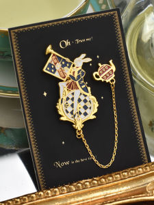 blanbunny | Vintage English Brooch