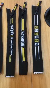 Resleting waterproof saku uk 17 cm bermotif tebal dan halus kepala karet isi 100 pcs