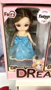 ถูกเตรียม ตู้คุณกับทุกวัย 15cm ความสูง 3 ตัว ตู้เขน 1 เซ็ต น่ารัก สวย ตุ๊กตา บาร์บี้