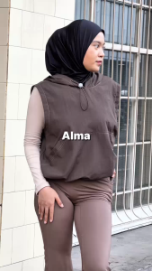 HIA EveryWear Alma Pleats Skirt Sport Wanita Bahan Hacktive Fabric