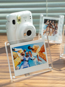 JUCE | Wide Instant Photo Acrylic Frame Storage with Magnetic Design for 4 Inch Cards