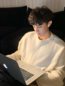 เสื้อสเวตเตอร์ถักขนกระต่ายสีขาวสำหรับผู้ชาย เสื้อคลุมกันหนาวสไตล์เกาหลี ทรงหลวม แขนยาว ปกคอกลม สไตล์ฤดูใบไม้ร่วง