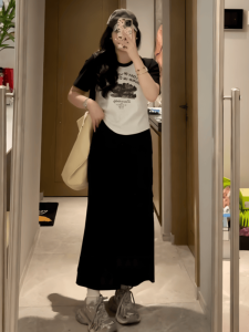 Sweet And Spicy round Neck Short Sleeve T-Shirt Womens Summer New plus Size Slimming Asymmetrical Waist-Cinching Top