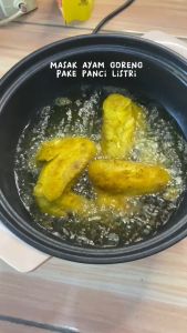 Panci Kukus Elektrik Serbaguna Panci Elektrik dengan Steamer Kukusan bisa utk Rebus Multifungsi