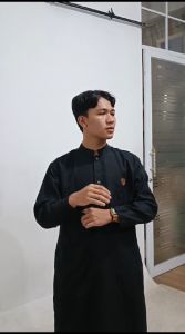Jubah Pria Dewasa Remaja Model Kancing - Gamis Laki Laki kekinian Muslim Hitam Putih