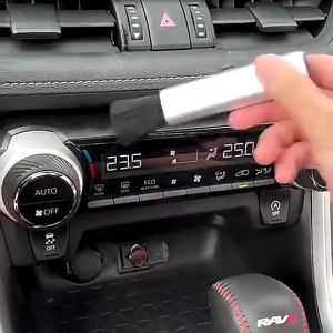 Car Retractable Cleaning Brush: Interior Care & Air Conditioning Computer Cleaning