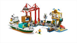 LEGO City 60422 Seaside Harbor with Cargo Ship  (1220 Pieces) Mainan Balok (8 Tahun+)