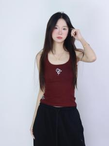 เสื้อกั๊กผ้าฝ้ายทรงสลิมฟิตสำหรับผู้หญิง ฤดูใบไม้ผลิ 2025 แขนกุด คอวี ระบายอากาศได้ดี ใส่สบาย ลำลอง สำหรับเด็กผู้หญิง