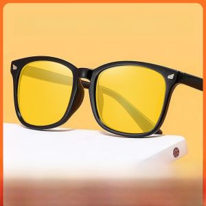 New Ultra-Light Brightening Lenses for Men And Women Anti-Blue Light High End Reading Glasses Digital Pet Brand Night Vision